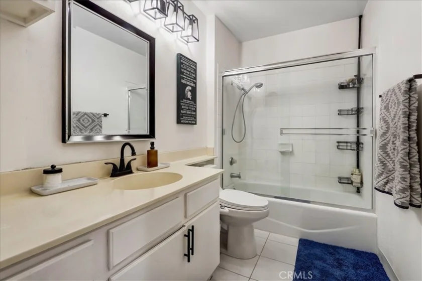 883 W 34th Street #N photo 3