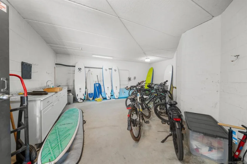 3955 Honeycutt Street #202 photo 32