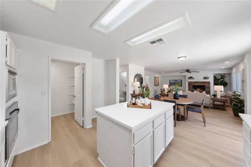 46371 Sharon Street photo 18