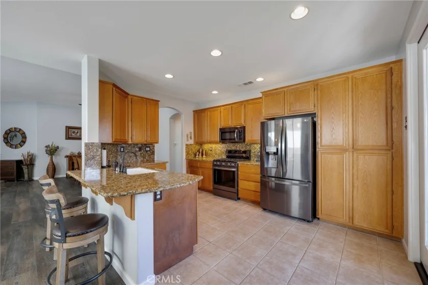 39416 Cardiff Avenue photo 12