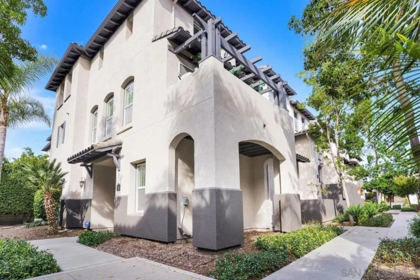 1621 Sagebrush Court #194 photo 1