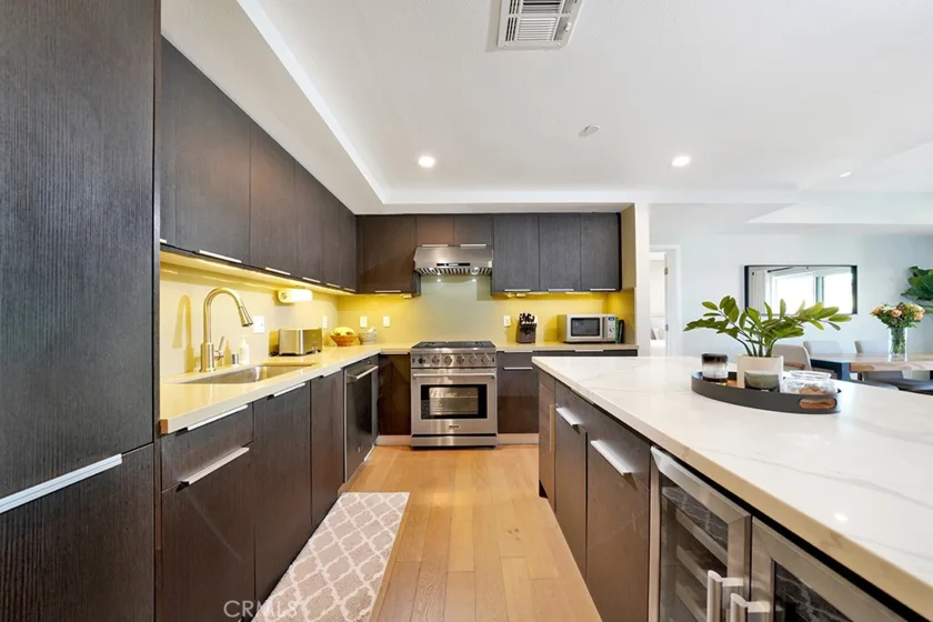 2939 Leeward Avenue #516 photo 13