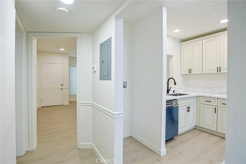 4109 W 5th #F2 photo 28