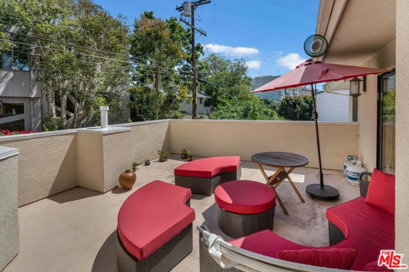 1722 Malcolm Avenue #304 photo 5
