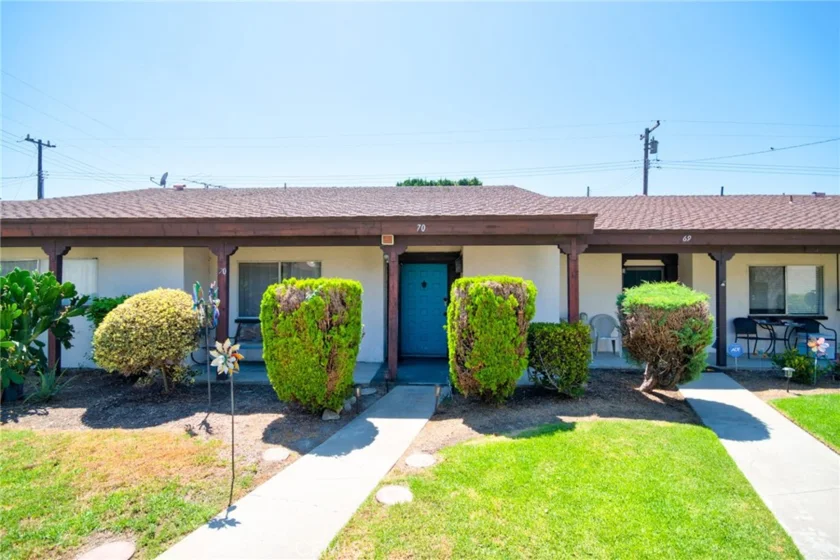 2011 W Katella Avenue #70 photo 1