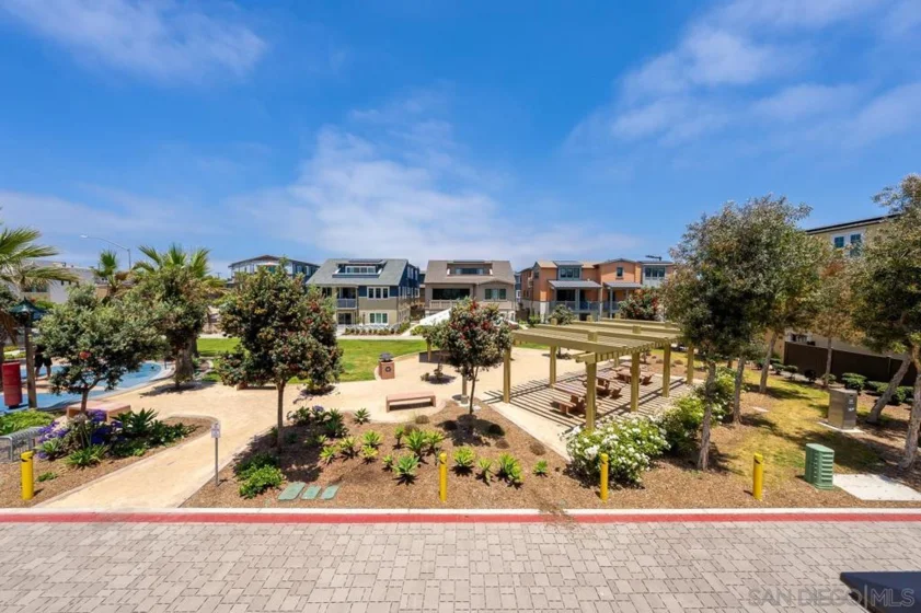 810 Santa Barbara Place photo 14