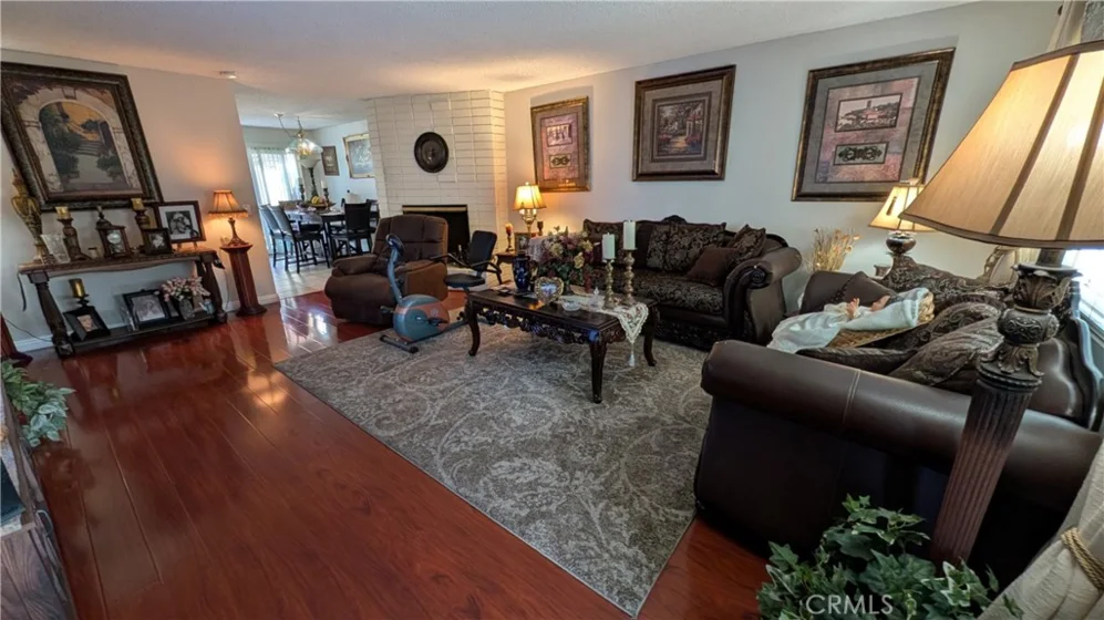 17956 Irvine Boulevard photo 2
