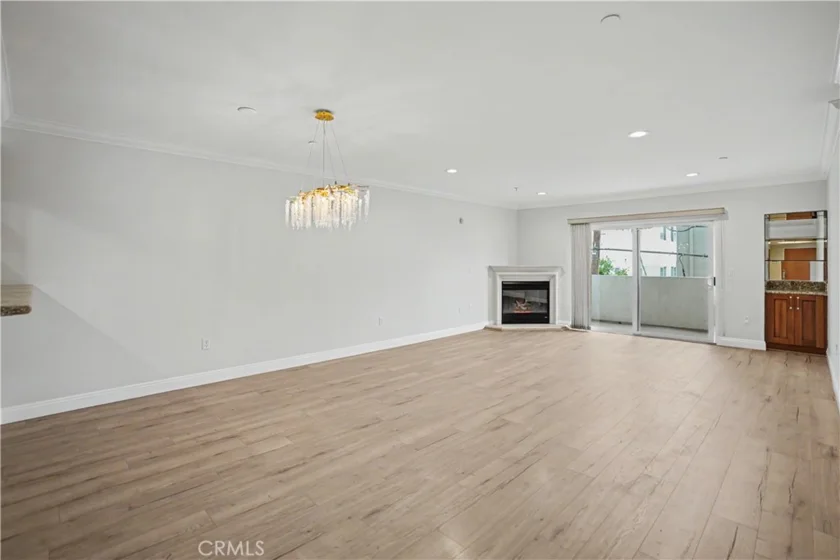1878 Greenfield Avenue #204 photo 5