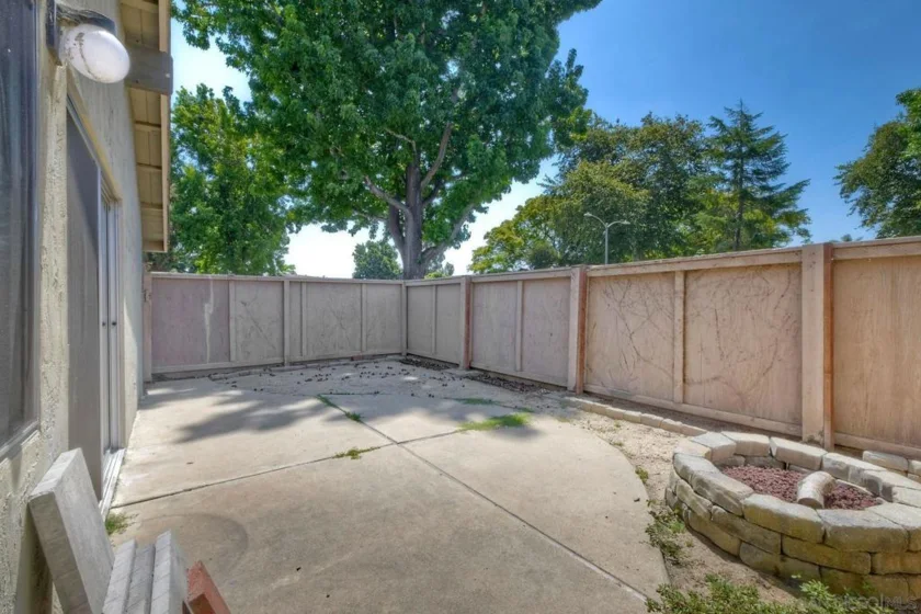 440 Parkside Drive photo 23