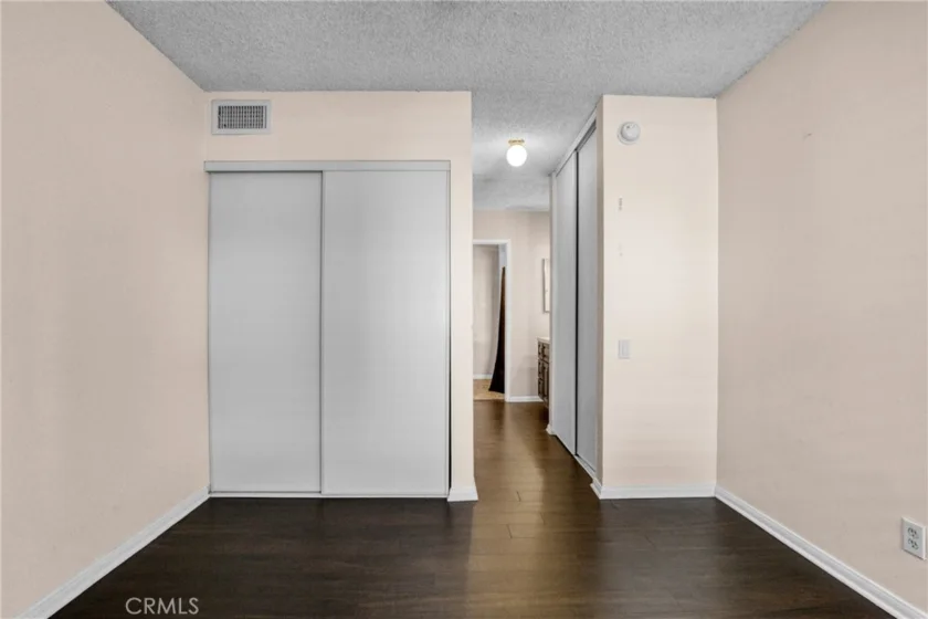 5460 White Oak Avenue #F105 photo 14