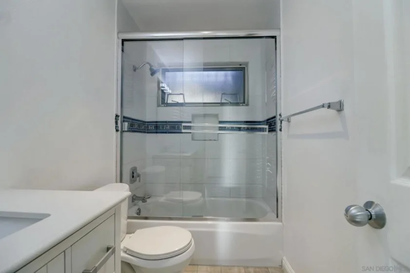 714 Seacoast Drive #104 photo 34