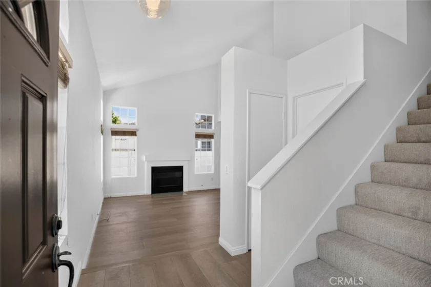 122 Almador photo 2