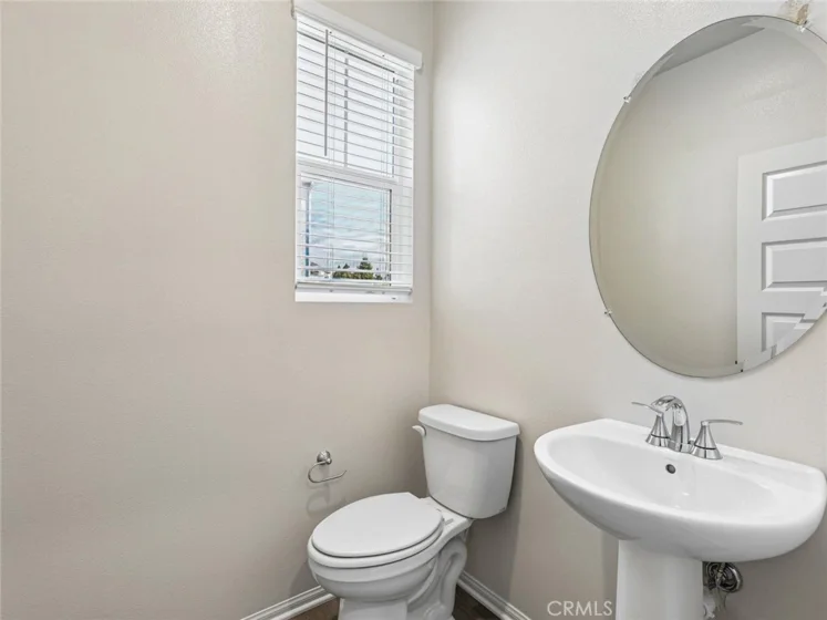 608 Lotus Drive photo 10