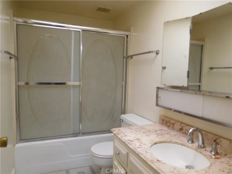 1015 N Michillinda #203 photo 23