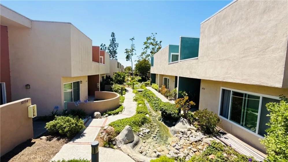 10760 Knott photo 35