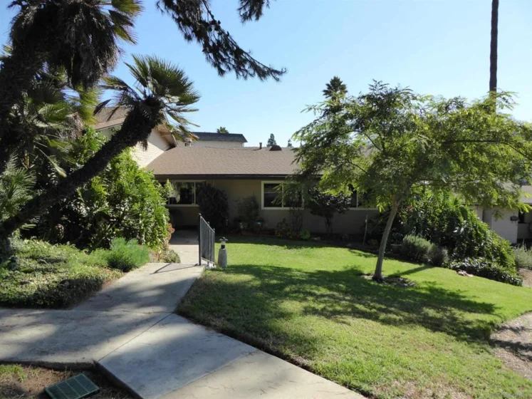 5750 Amaya Dr Unit 7 photo 1