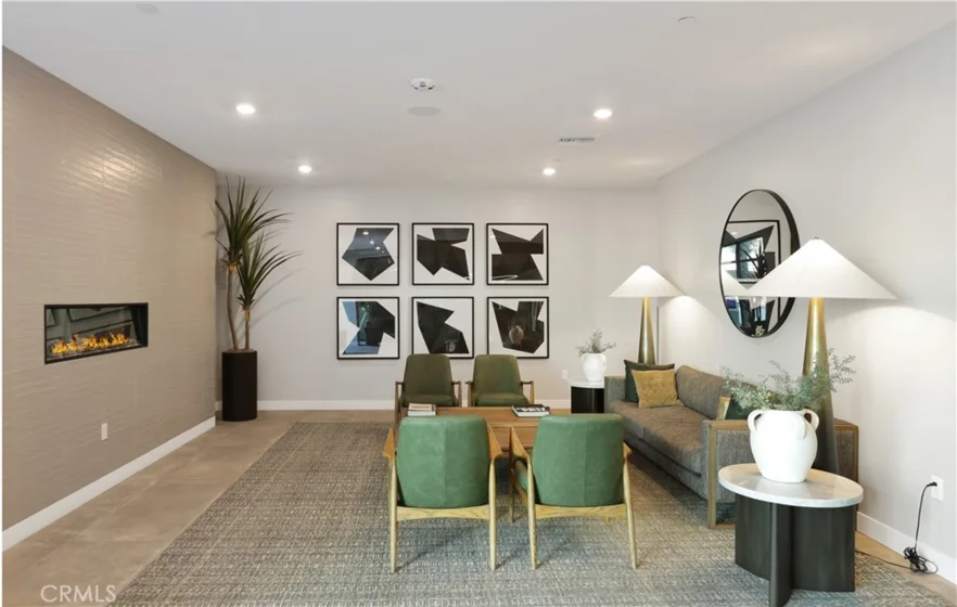 3700 Rivington photo 33