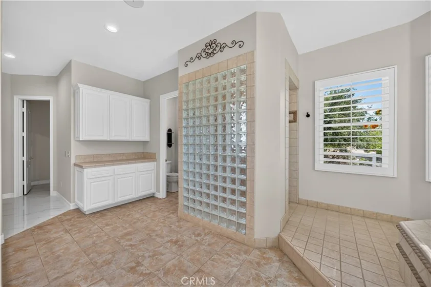 21100 Paseo Montana photo 25