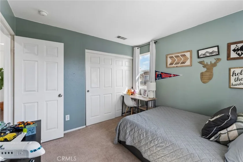 37250 Tucana photo 15