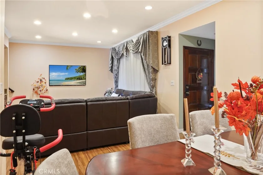 14239 Sherman Way #3 photo 6