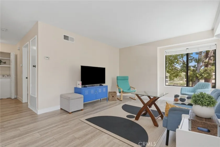 25717 Sycamore Pointe photo 4