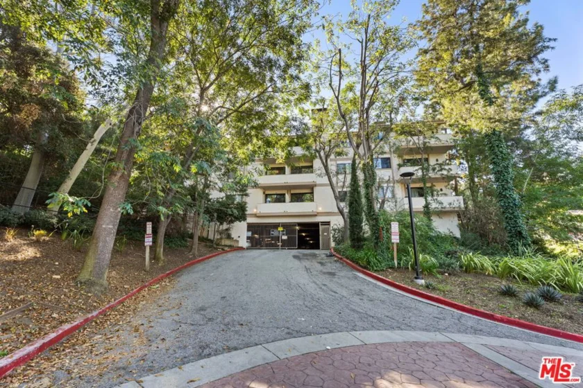 3480 Barham Boulevard #306 photo 19