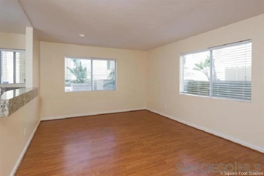 7405 Charmant Drive #1911 photo 2