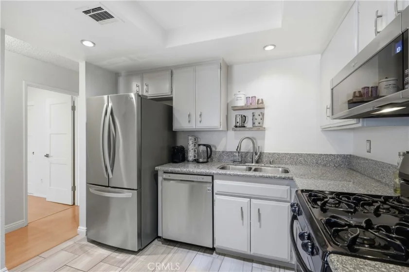 15607 Crestview #85 photo 35