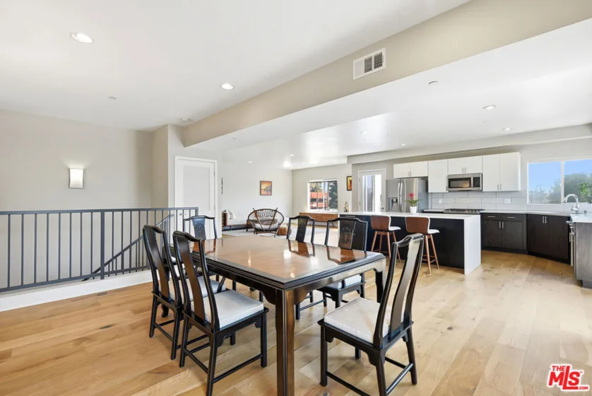13337 Beach Avenue #403 photo 41