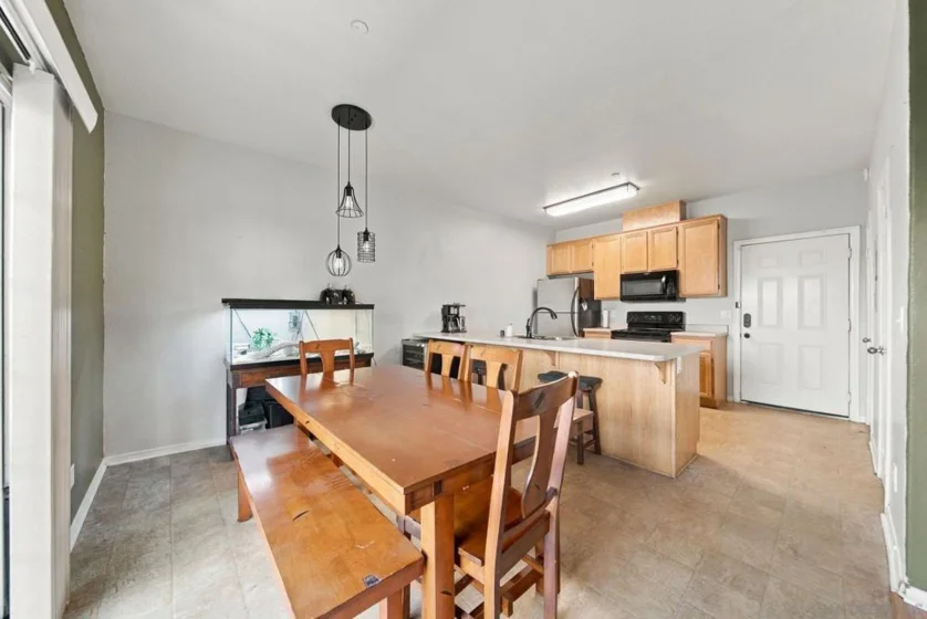 453 Calle Elegante photo 15