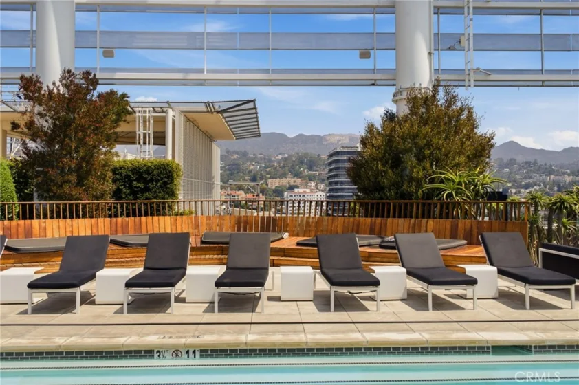 6250 Hollywood Boulevard #4M photo 29
