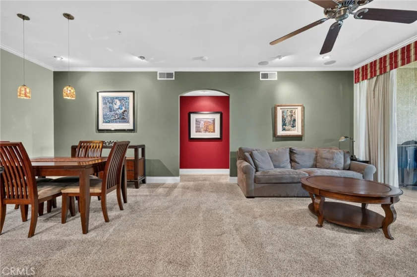 22681 Oakgrove #127 photo 3