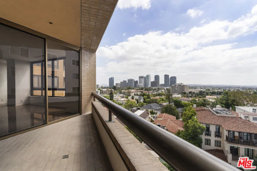 10430 Wilshire Boulevard #606 photo 7