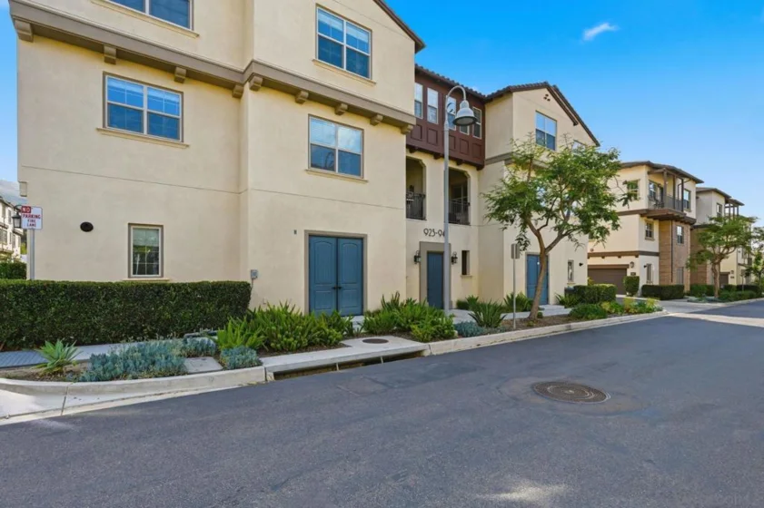 931 Slate Street photo 26