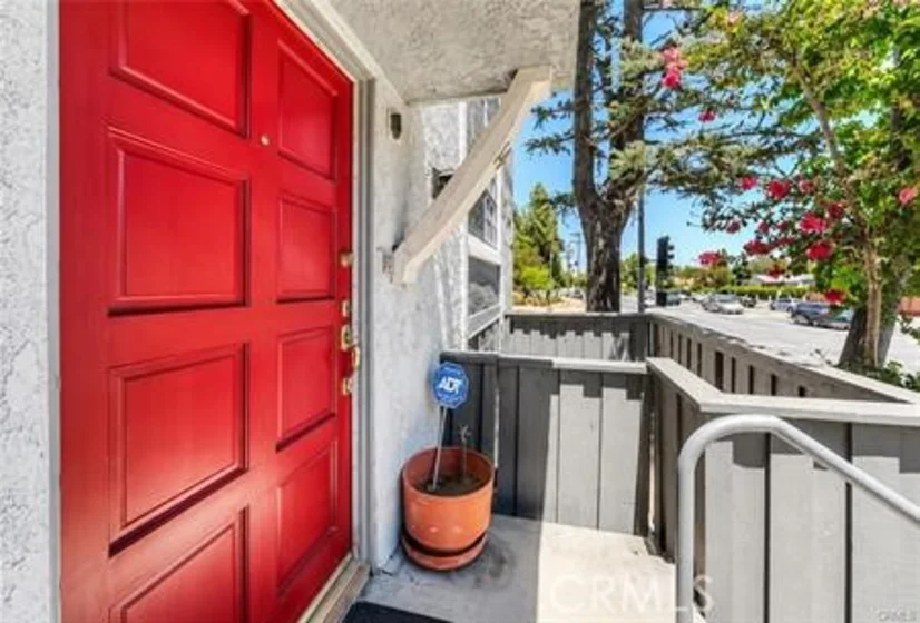 18100 Burbank Boulevard #14 photo 1