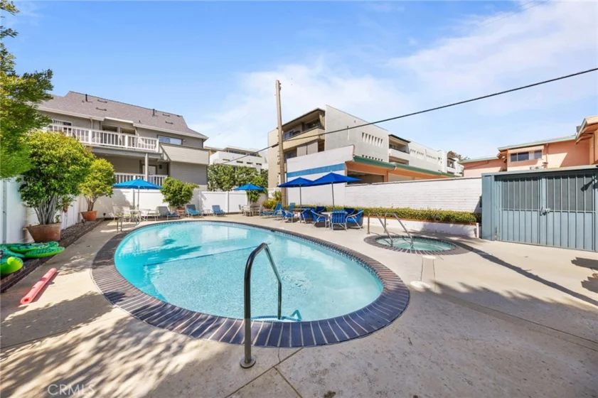 985 E California #306 photo 37