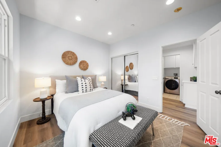 270 Lockford photo 23