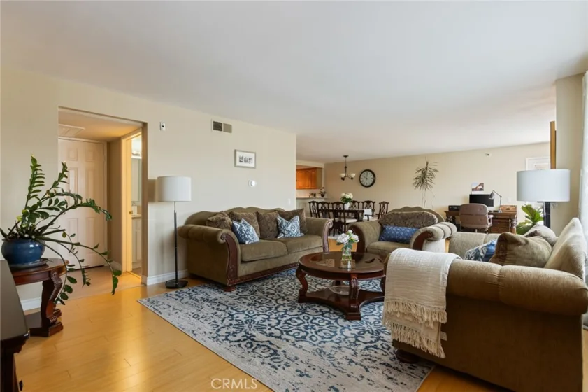 726 Elm Avenue #404 photo 13