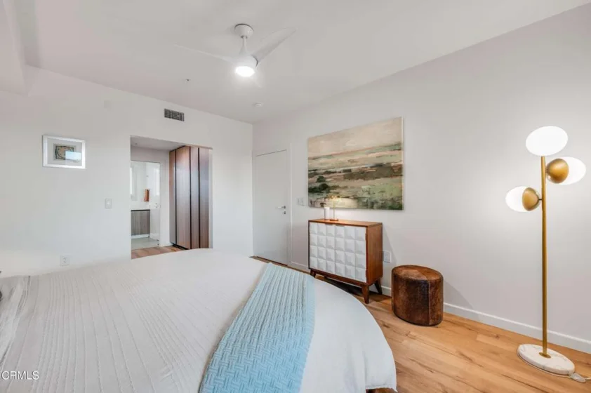 39 S Los Robles Avenue #5016 photo 22