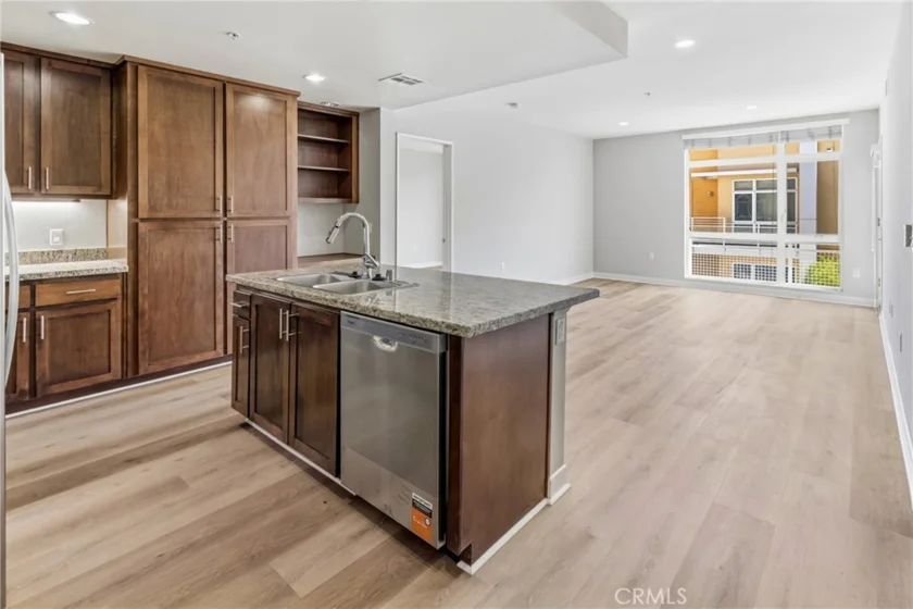 21301 Erwin Street #511 photo 9