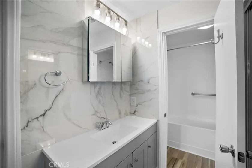 21801 Roscoe Boulevard #206 photo 4