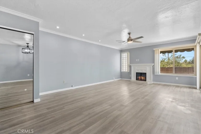 4727 Knickerbocker photo 6