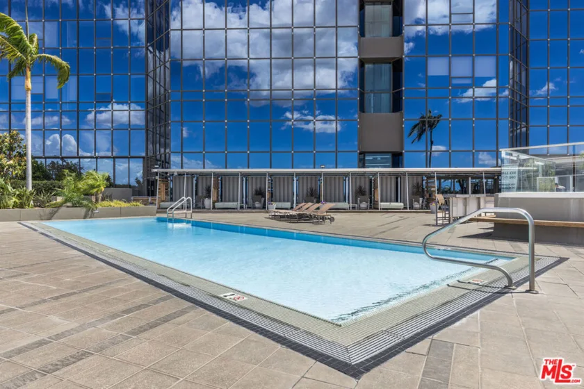 1100 Wilshire Boulevard #2411 photo 16