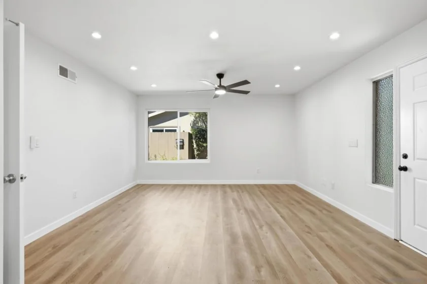 7843 Camino Glorita photo 18