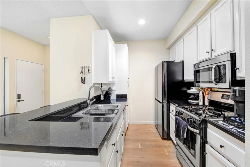 10610 N Lakeside Drive #209 photo 9