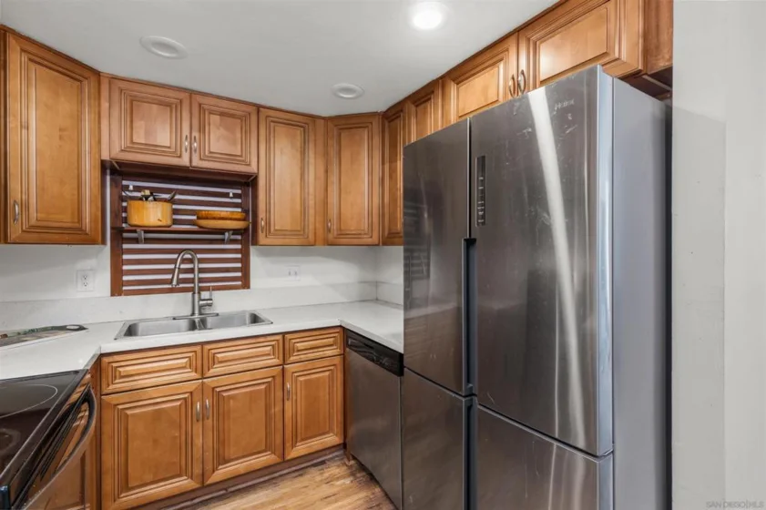 2510 Torrey Pines Road #320 photo 6