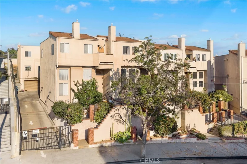 943 Figueroa Terrace #6 photo 1