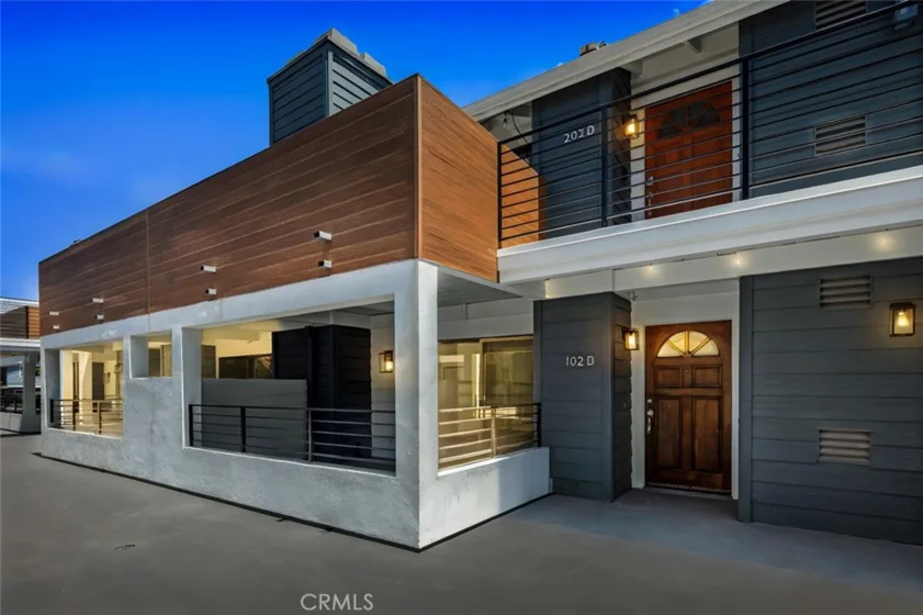 345 Avocado Street #D5 photo 1