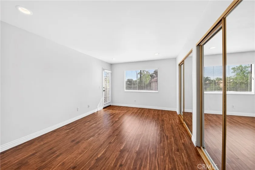 25261 Tanoak photo 29
