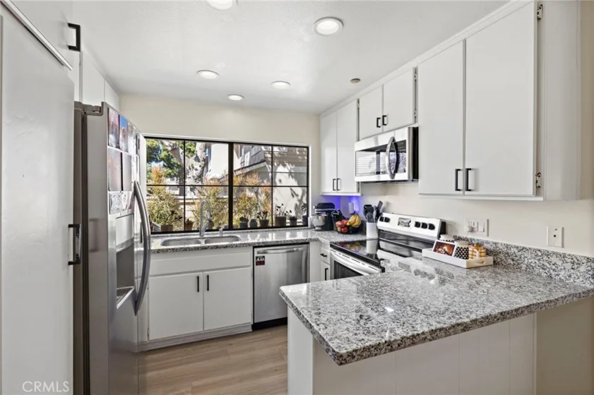 7729 Crestbrook Way #385 photo 6